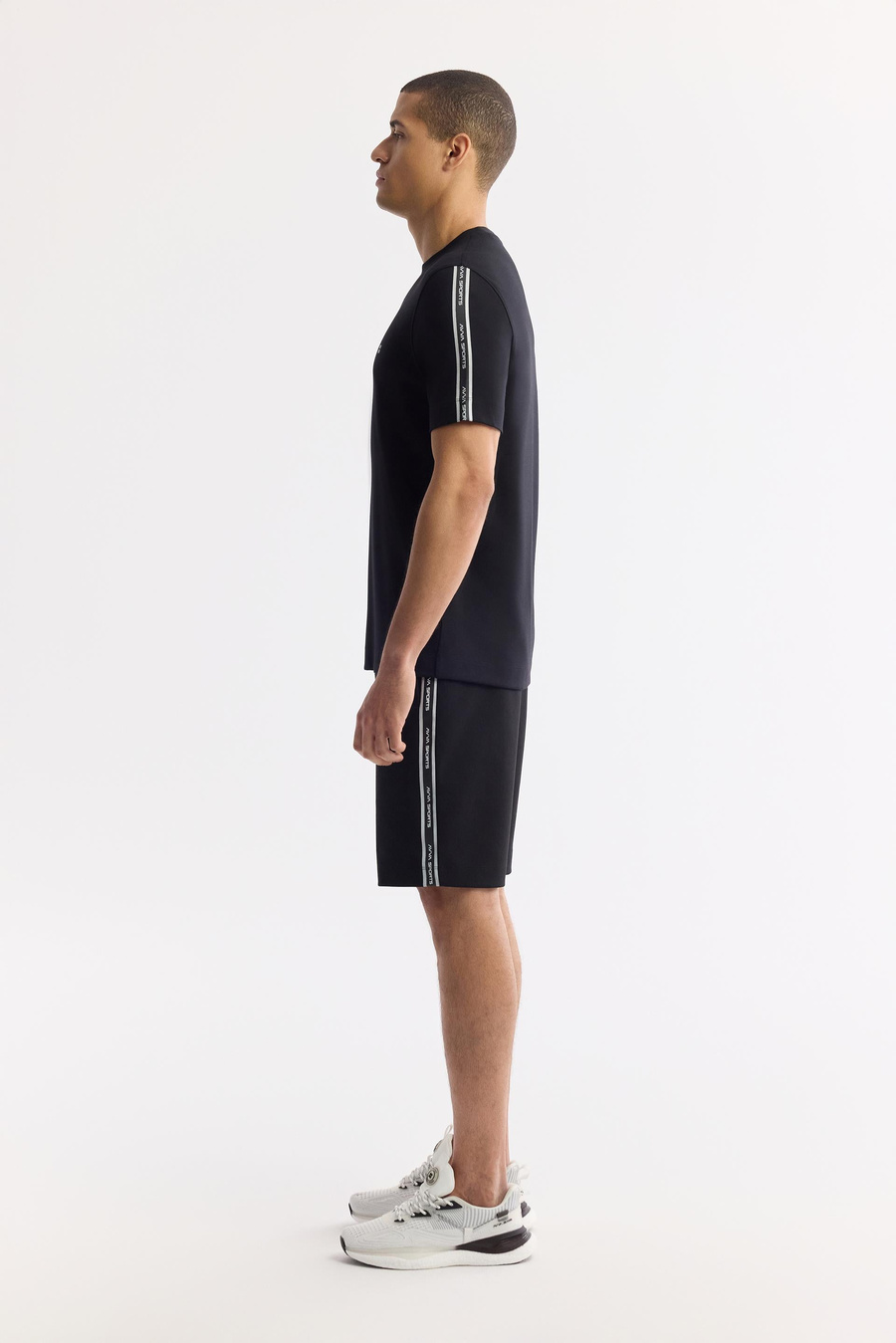 Siyah Bisiklet Yaka Baskılı Bi-Stretch İnterlok T-Shirt