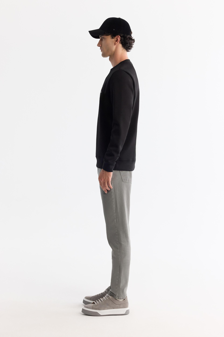 Siyah Bisiklet Yaka Pamuklu Kolay Ütülenen Sweatshirt