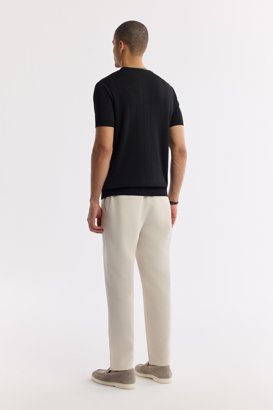 Black Round Neck Knitted T-Shirt
