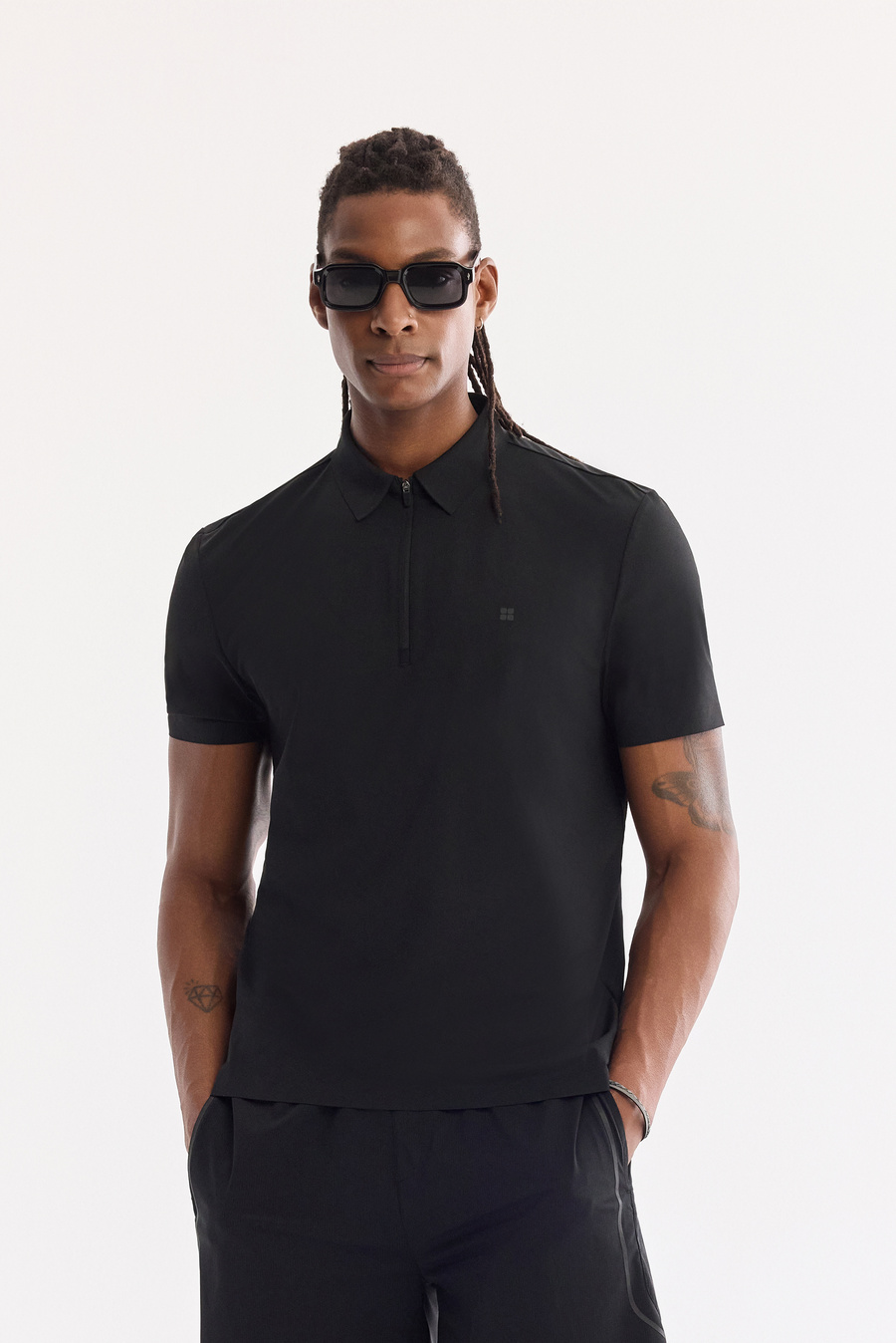 Siyah Polo Yaka Fermuarlı Hızlı Kuruyan Kırışmaz Teknik Kumaş T-Shirt