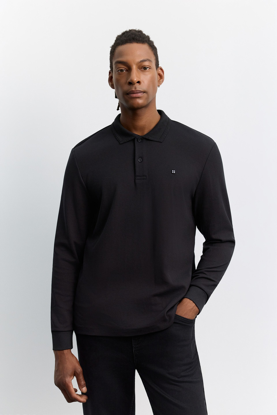 Siyah Kıvrılmaz Polo Yaka Kolay Ütülenen Basic Sweatshirt