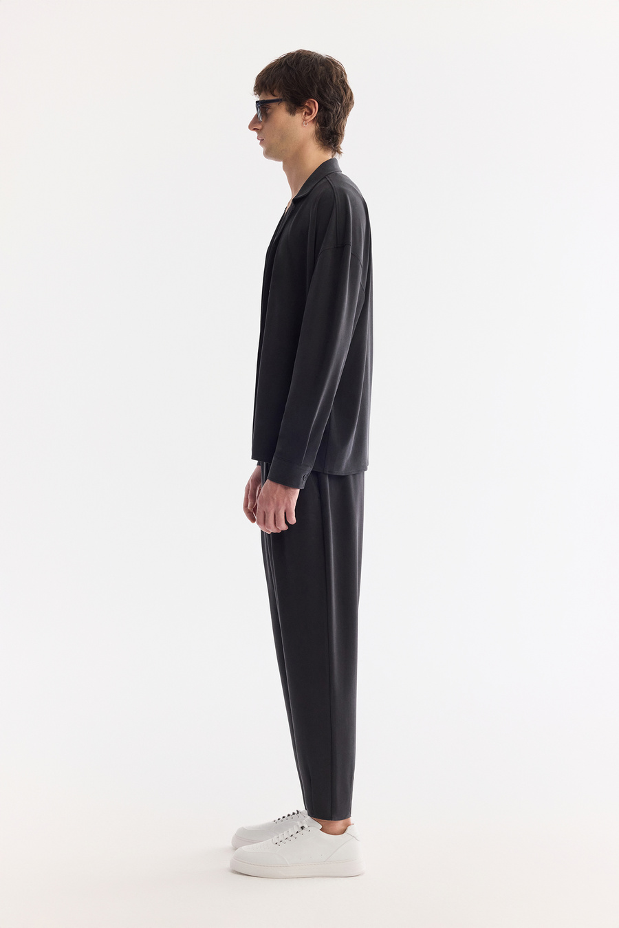 Siyah Küba Yaka Lyocell Karışımlı Örme Oversize Fit Uzun Kollu Gömlek