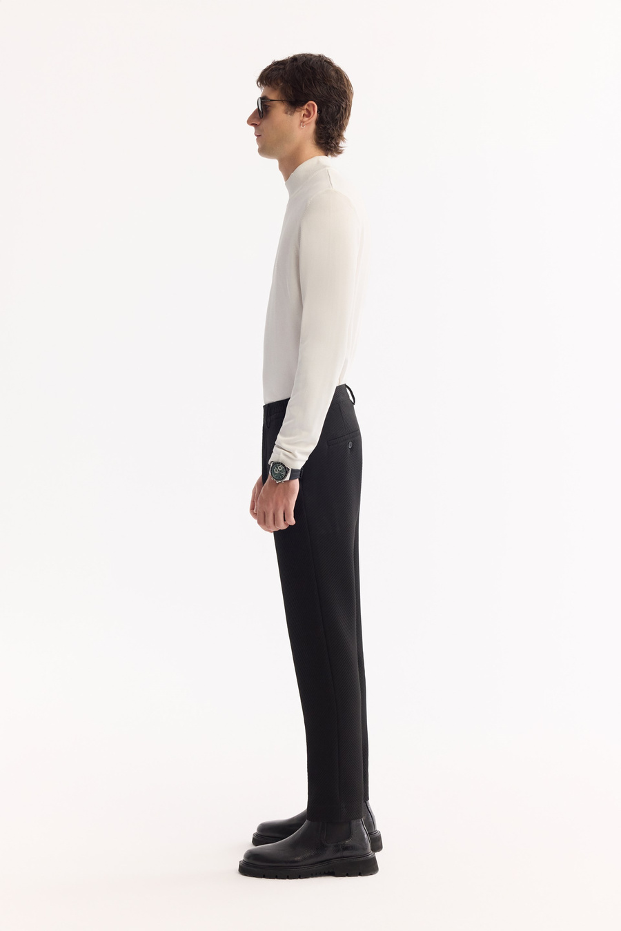 Siyah Yani Lastikli Bi-Stretch Hafif Pantolon