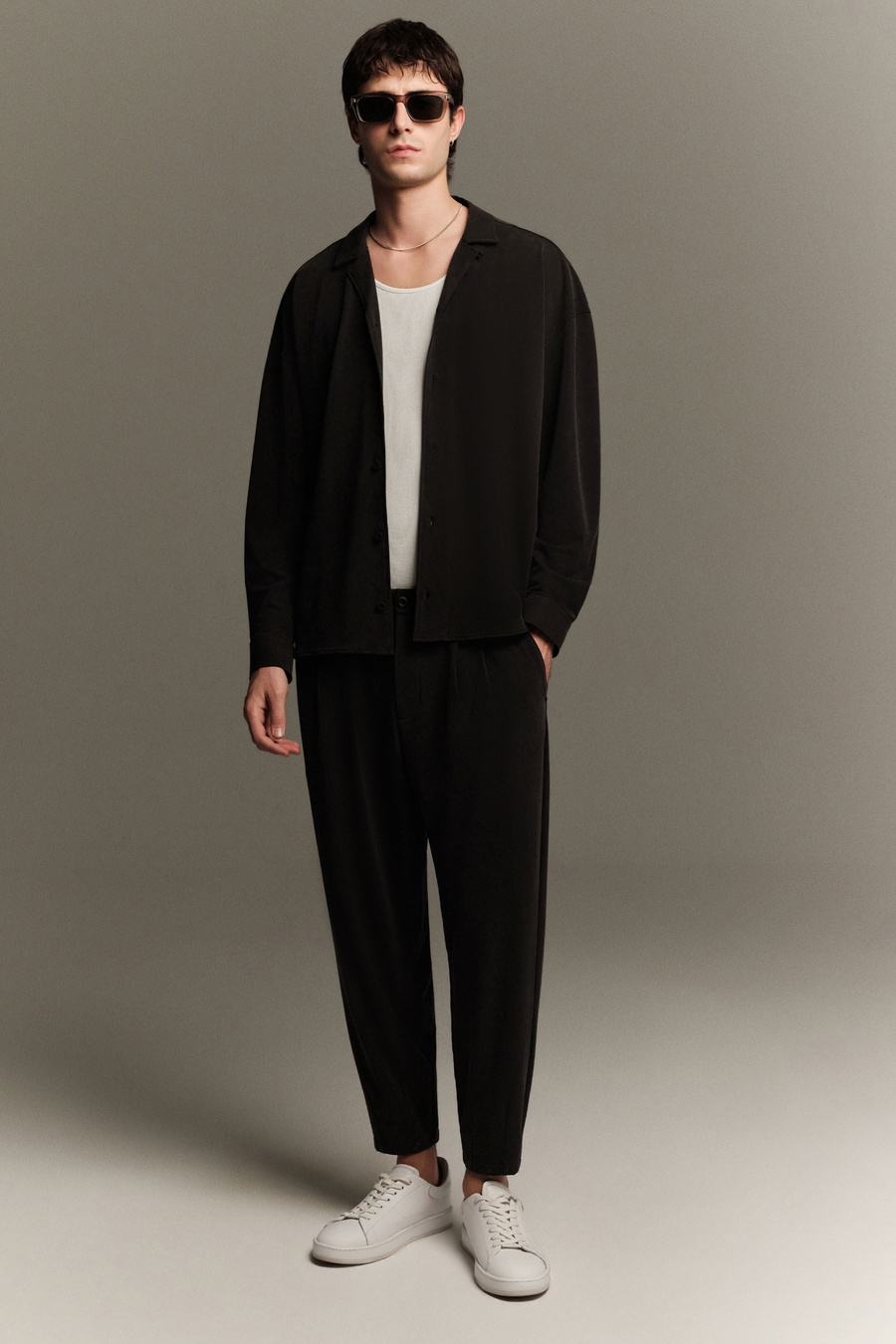 Siyah Yanı Lastikli Soft Touch Elastan Chino Pantolon