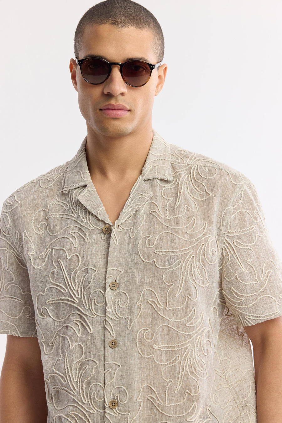 Stone Apaj Collar Embroidered Linen Blend Short Sleeve Shirt