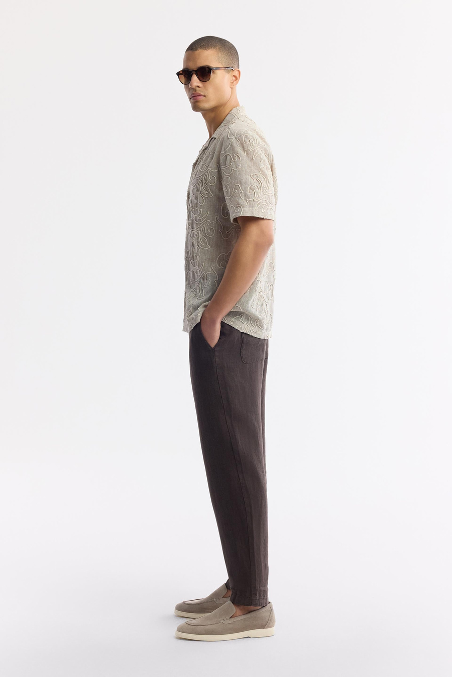 Stone Apaj Collar Embroidered Linen Blend Short Sleeve Shirt