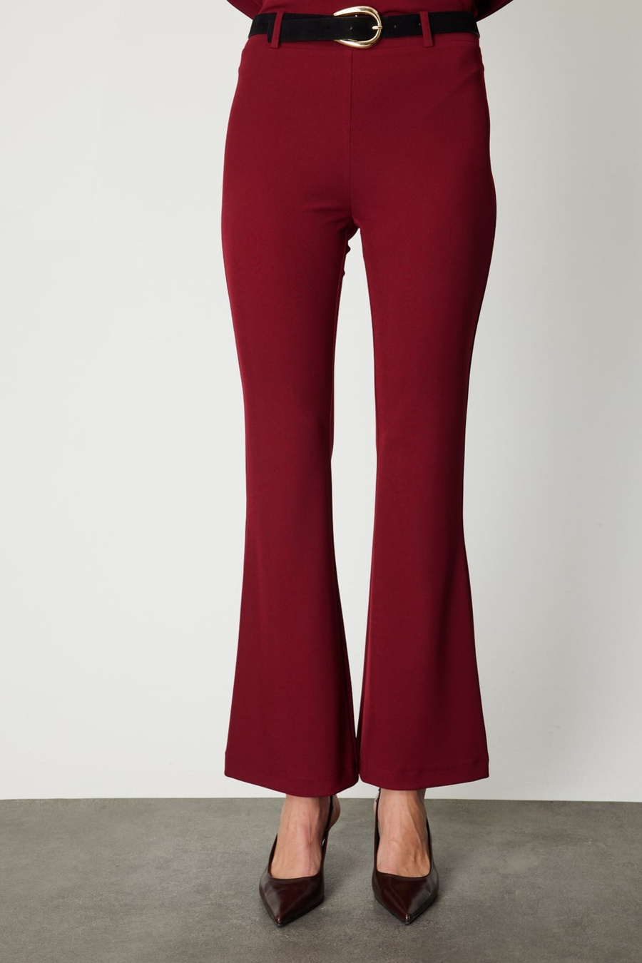 On Beli Kemerli İspanyol Paça Pantolon Bordo
