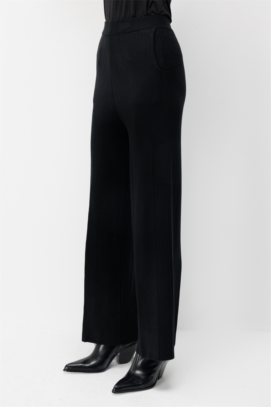 On Beli Lastikli Bol Paça Triko Pantolon Siyah