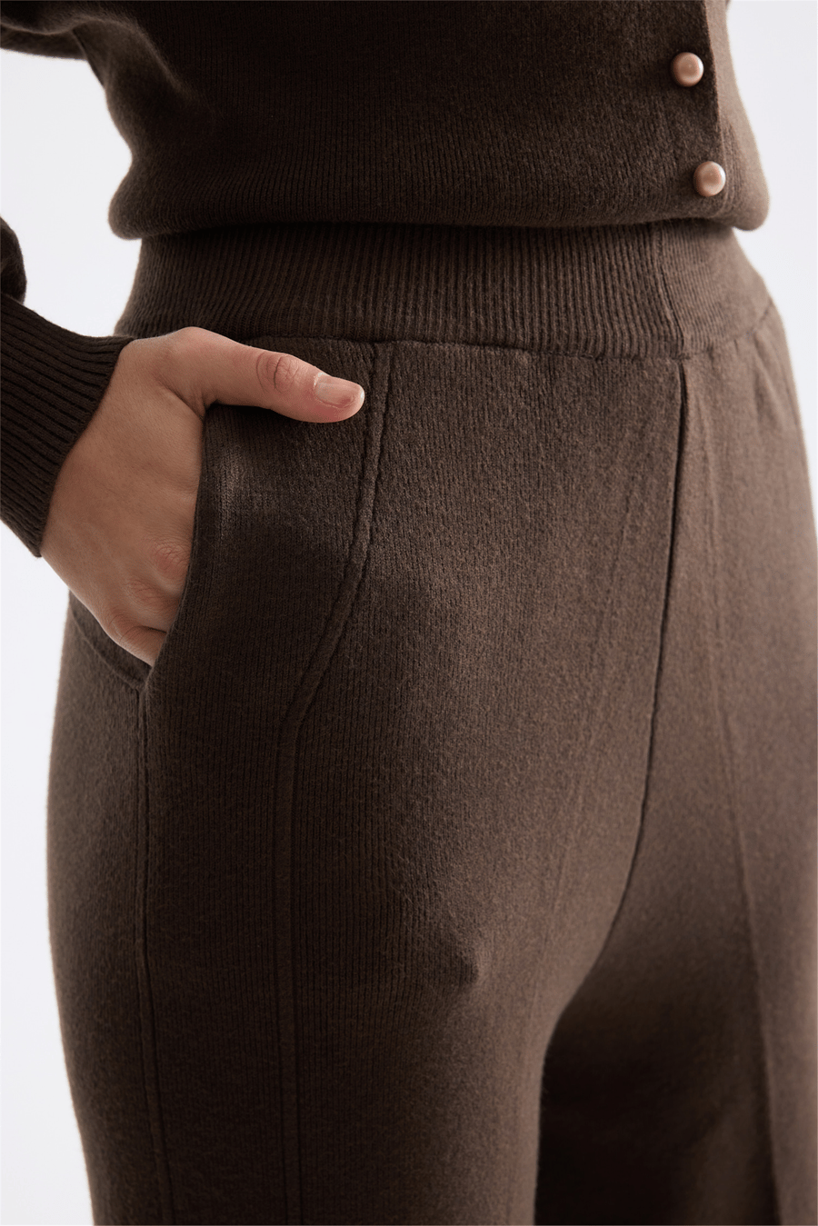 On Beli Lastikli Bol Paça Triko Pantolon Kahve