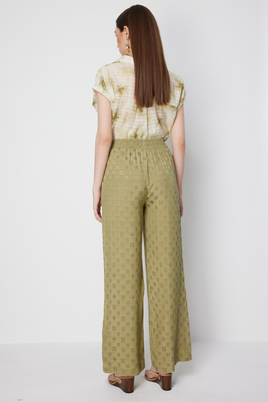 On Beli Lastikli Desenli Pantolon Olive