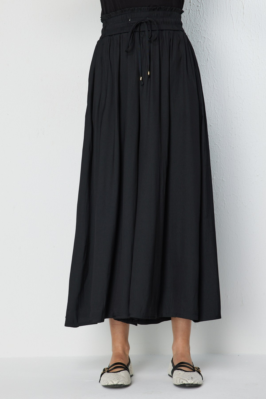 On Beli Lastikli Geniş Paça Pantolon Black