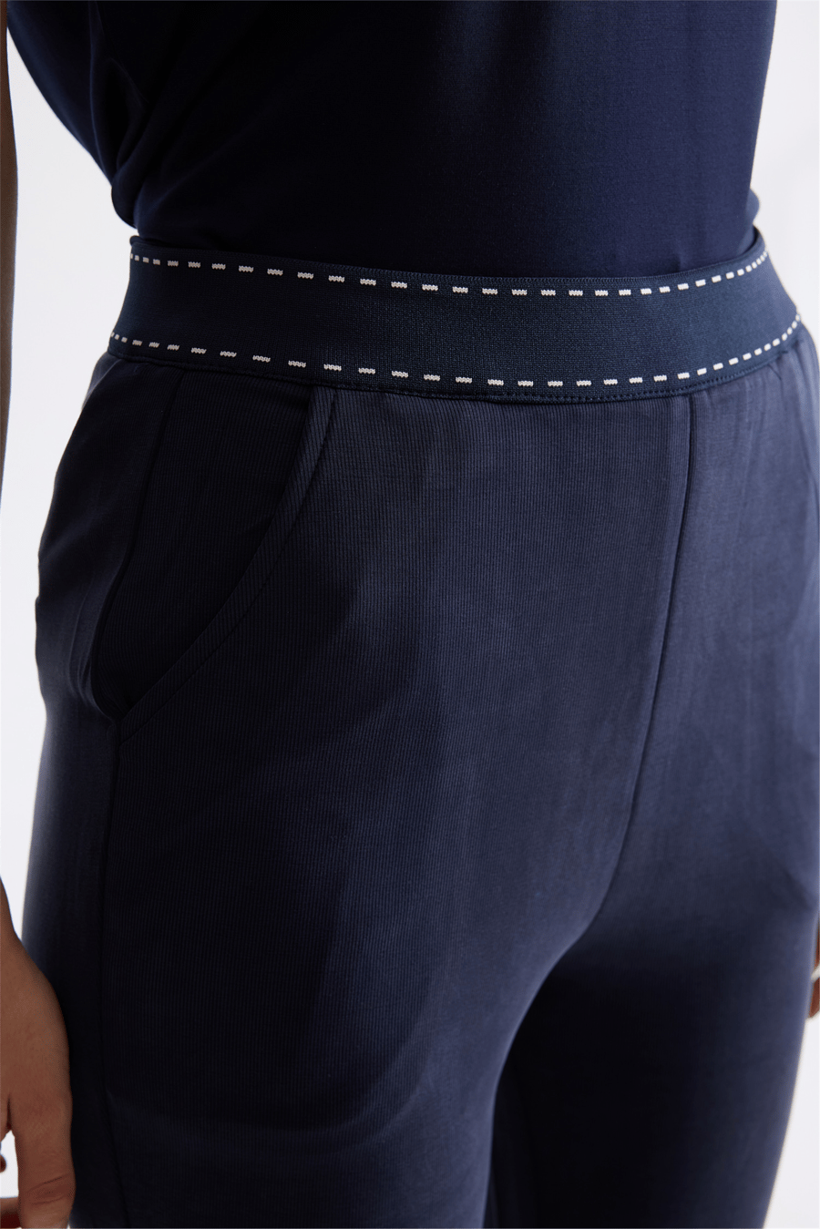 On Beli Lastikli İspanyol Paça Pantolon Lacivert
