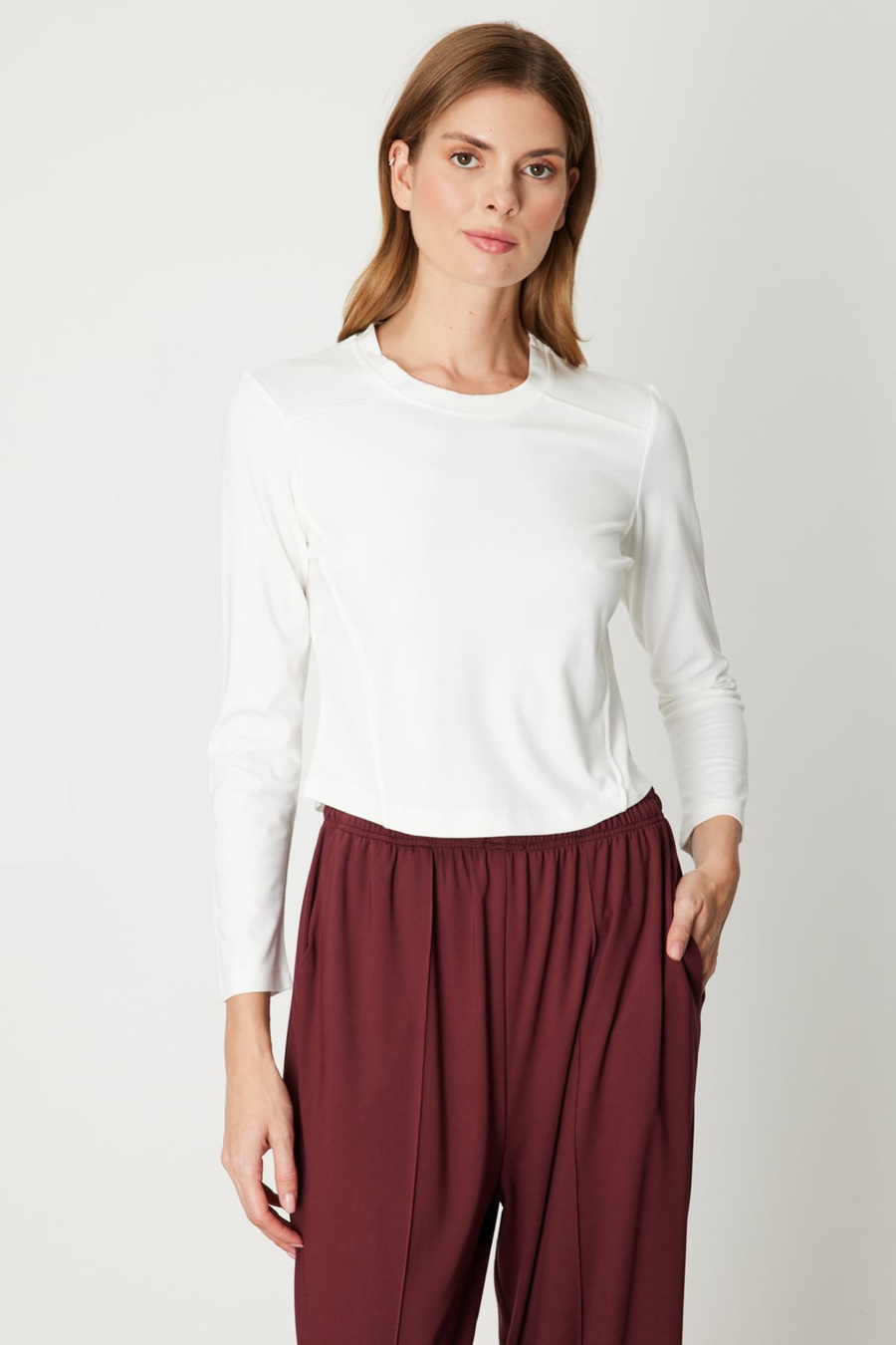 On Dikiş Detaylı Basic Crop Bluz Ekru