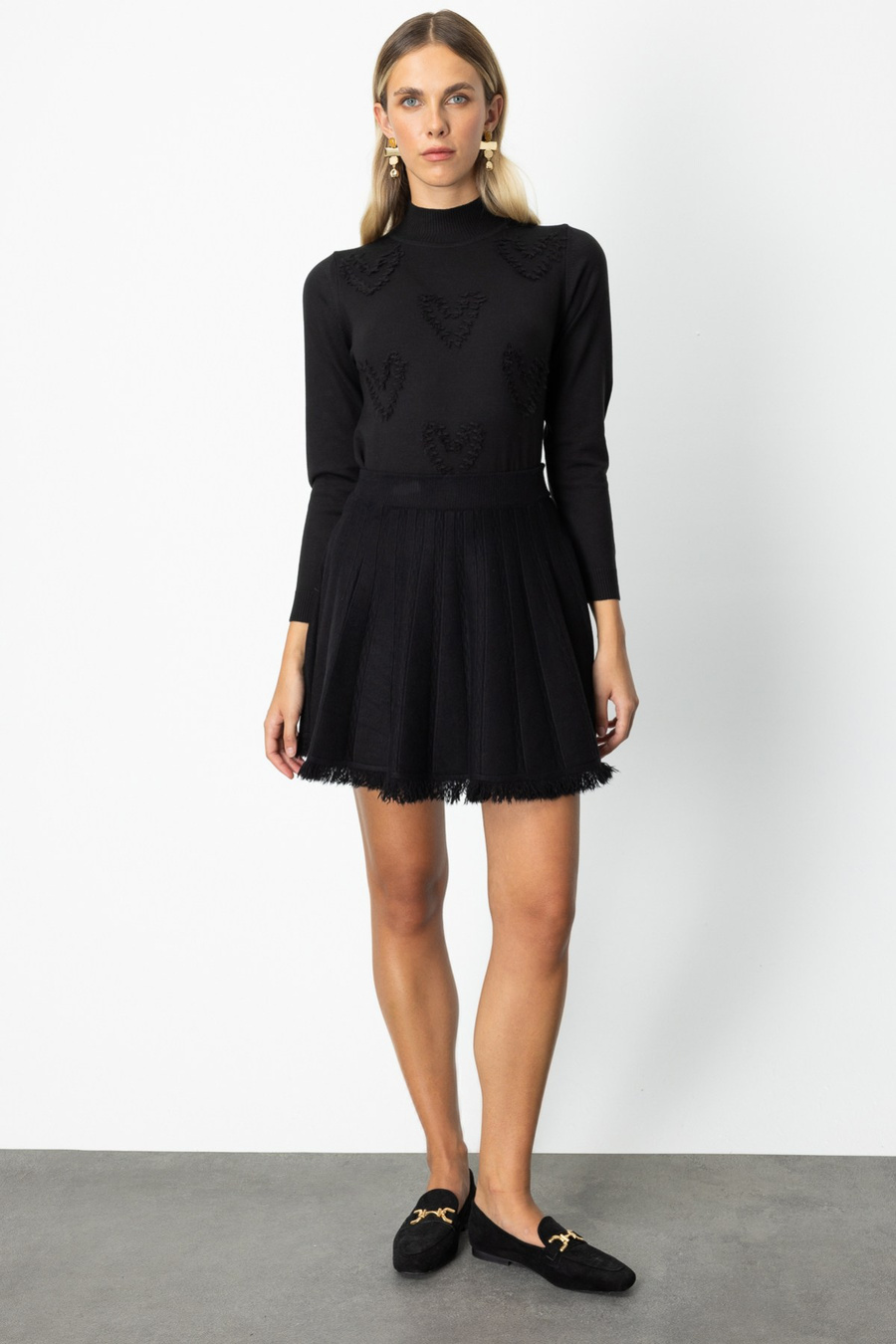 On Püsküllü Mini Triko Etek Siyah
