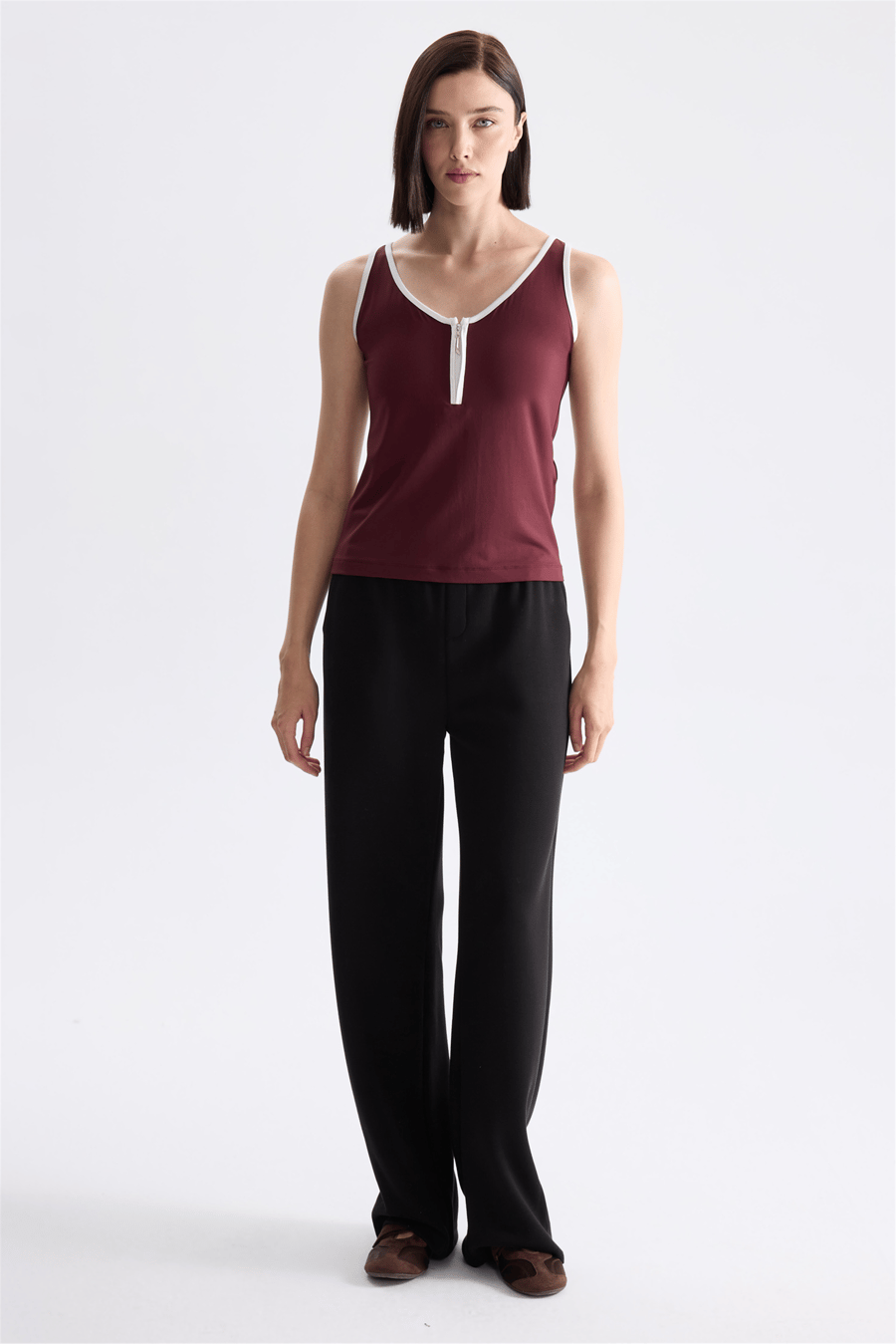 On Yakası Fermuarlı Askılı Basic Bluz Bordo