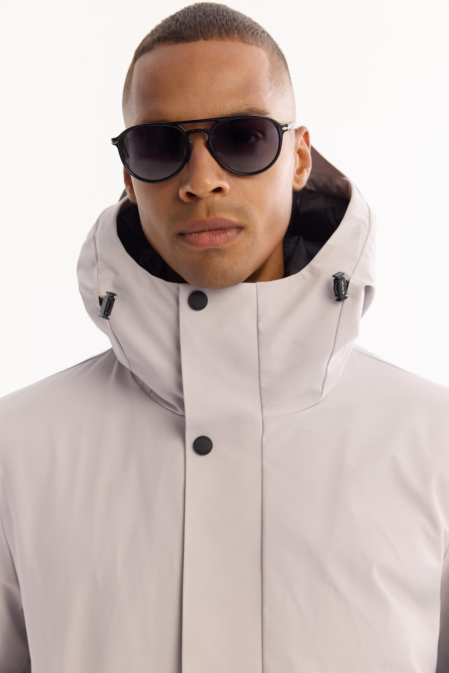 Açık Gri Kapüşonlu Ördek Tüyü Karışımlı Mont