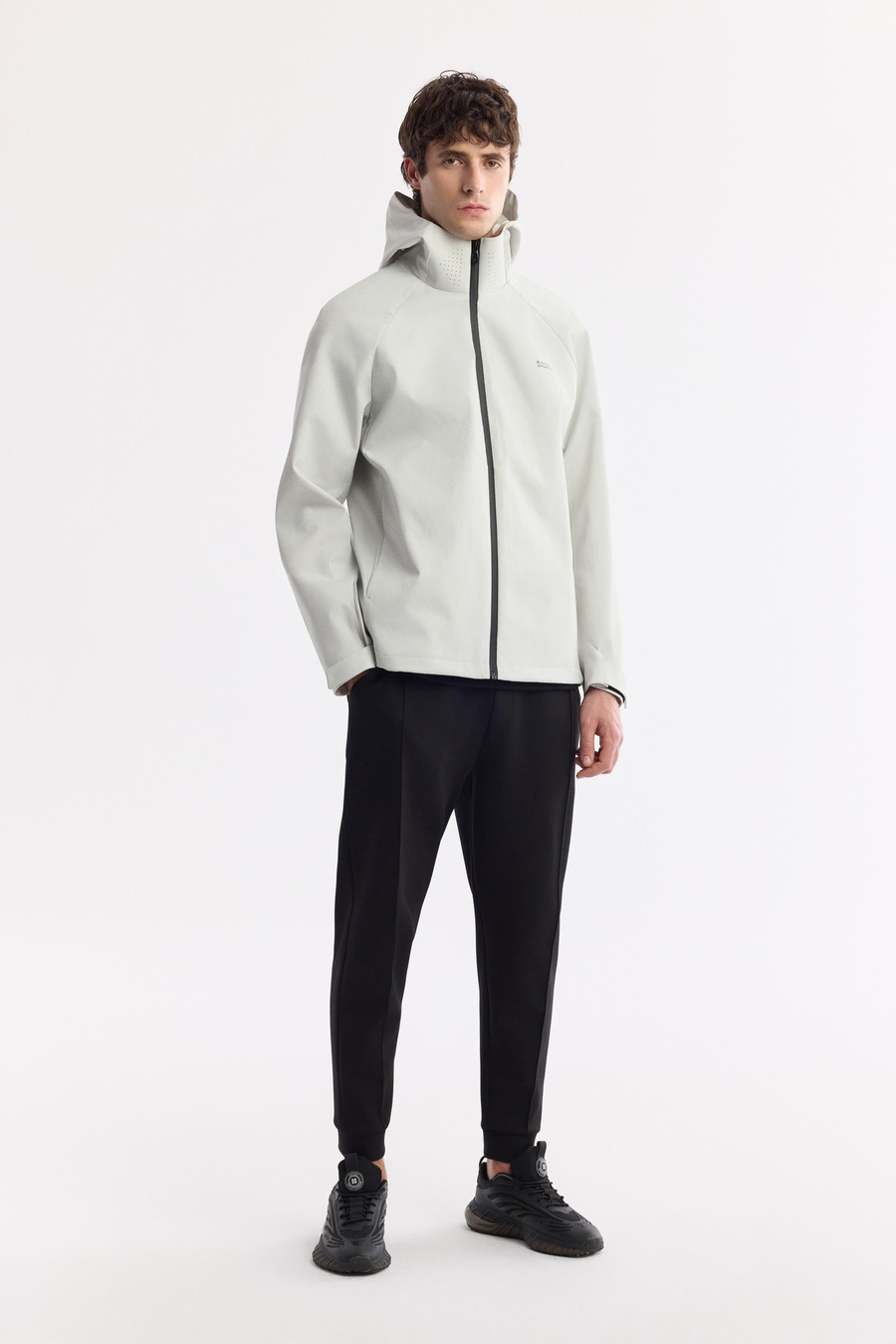 Açık Gri Kapüşonlu Yaka Rüzgar Geçirmez Su İtici Hafif Mont