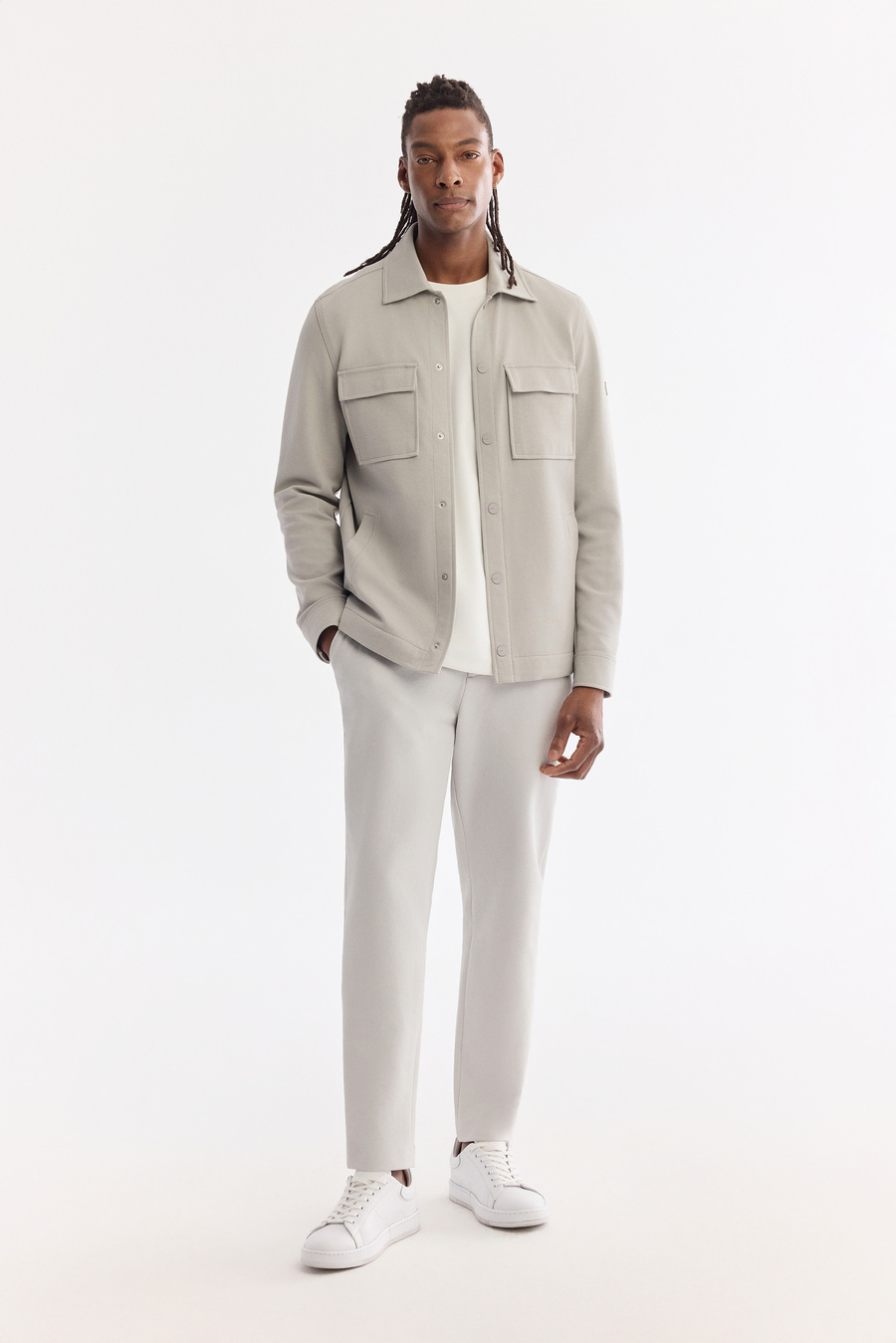 Açık Gri Klasik Yaka Diyagonel Çift Cep Kapaklı Örme Gömlek Ceket