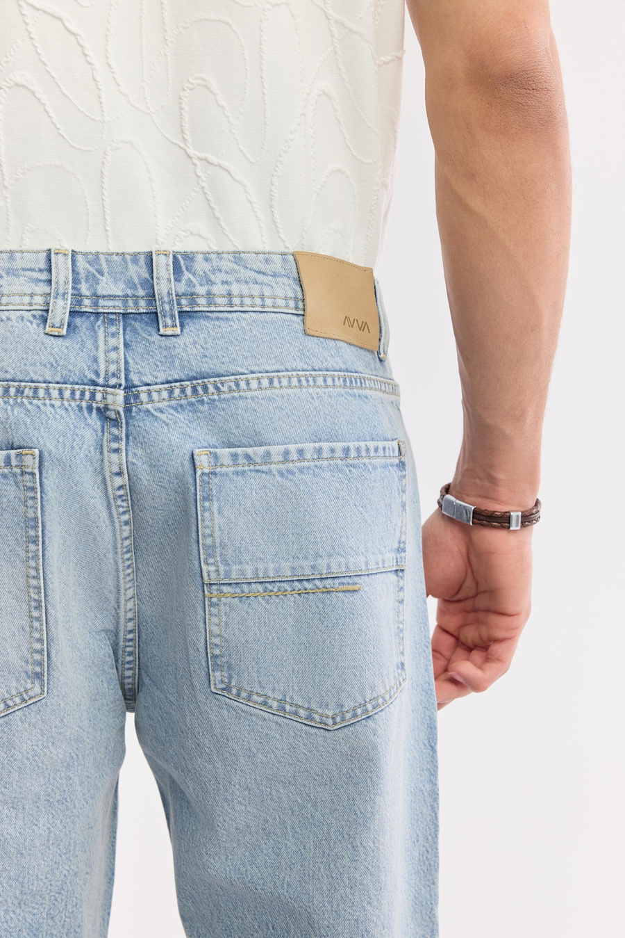 Açık Mavi Taş Yıkamalı Straight Fit Denim Pantolon