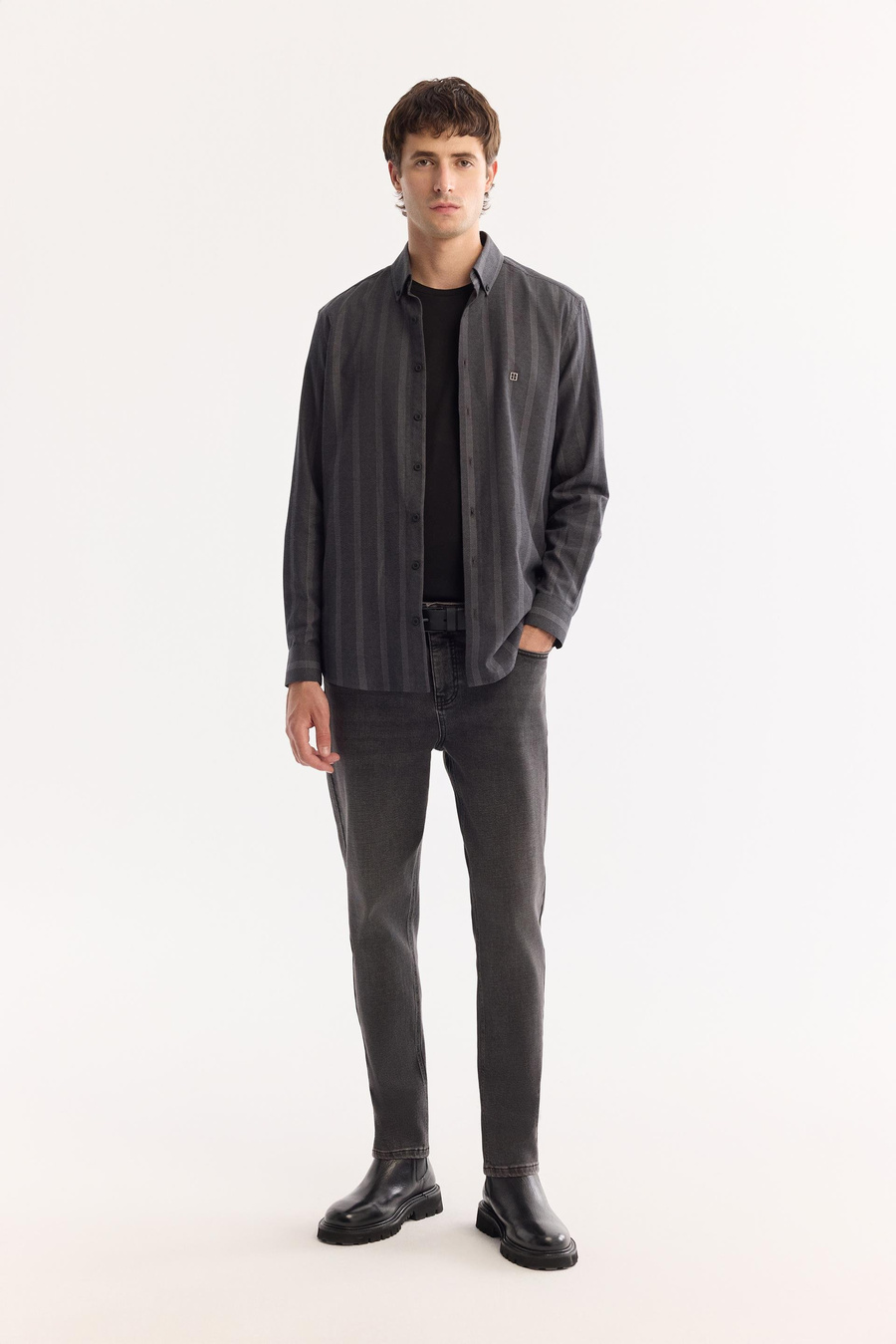 Antrasit Düğmeli Yaka %100 Pamuk Regular Fit Uzun Kollu Gömlek