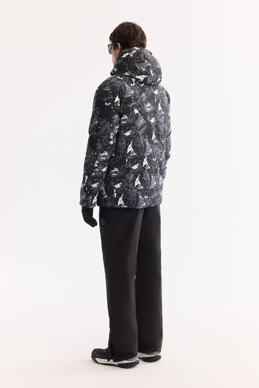 Antrasit-Siyah Desenli Elyaf Dolum Kayak Montu