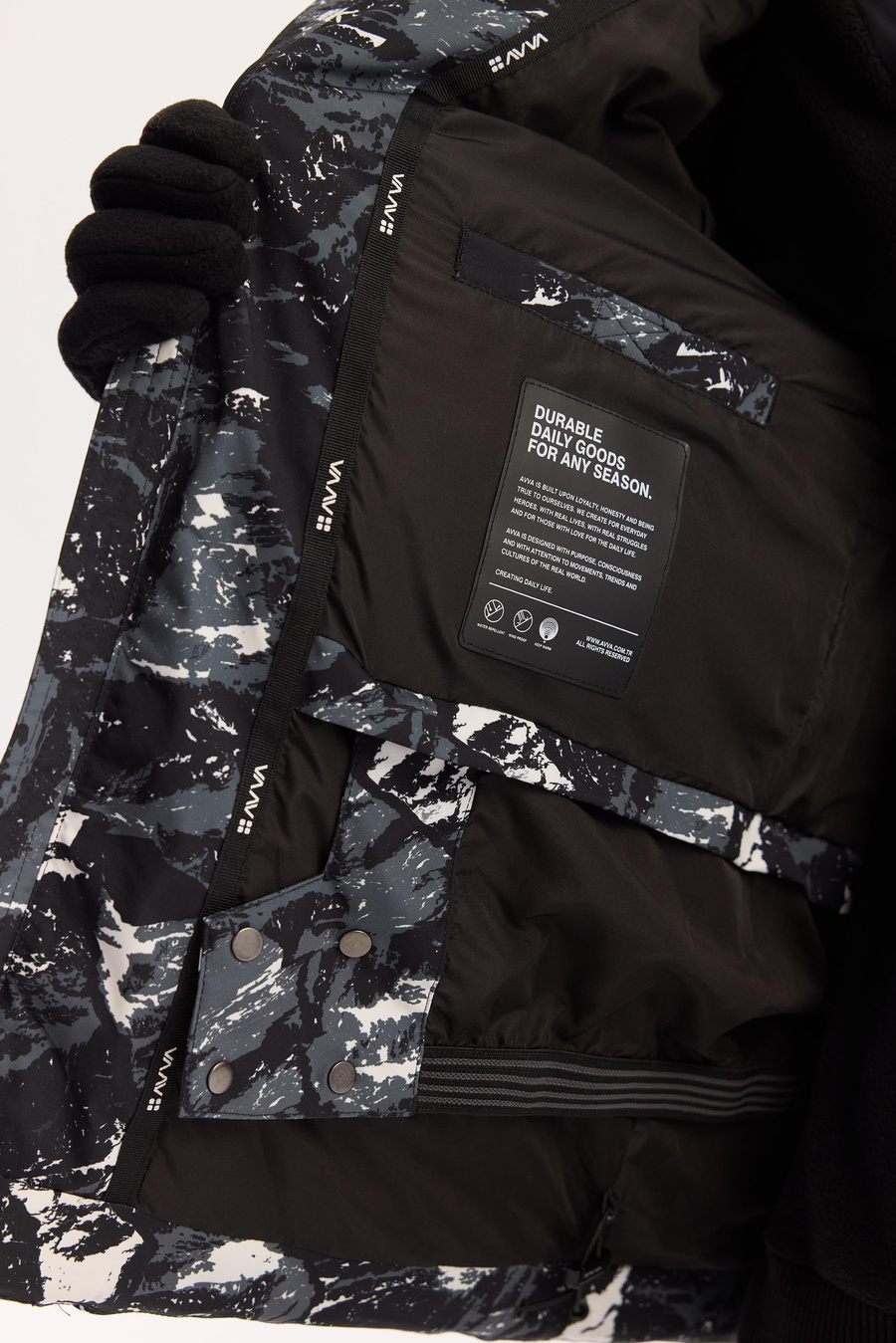 Antrasit-Siyah Desenli Elyaf Dolum Kayak Montu