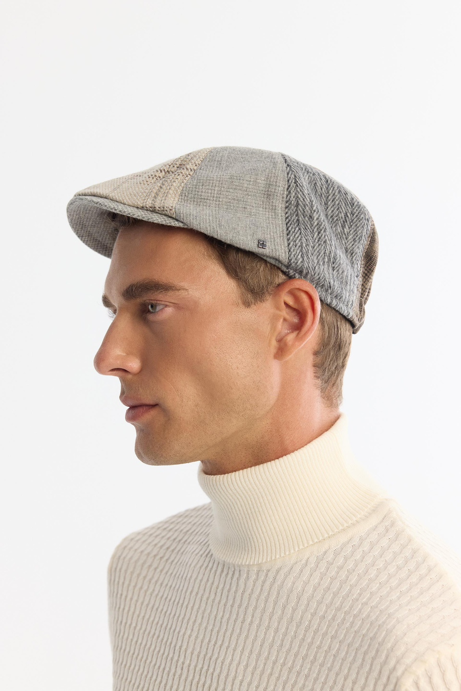 Antrasit Yünlü Ekose Desenli Kasket Şapka