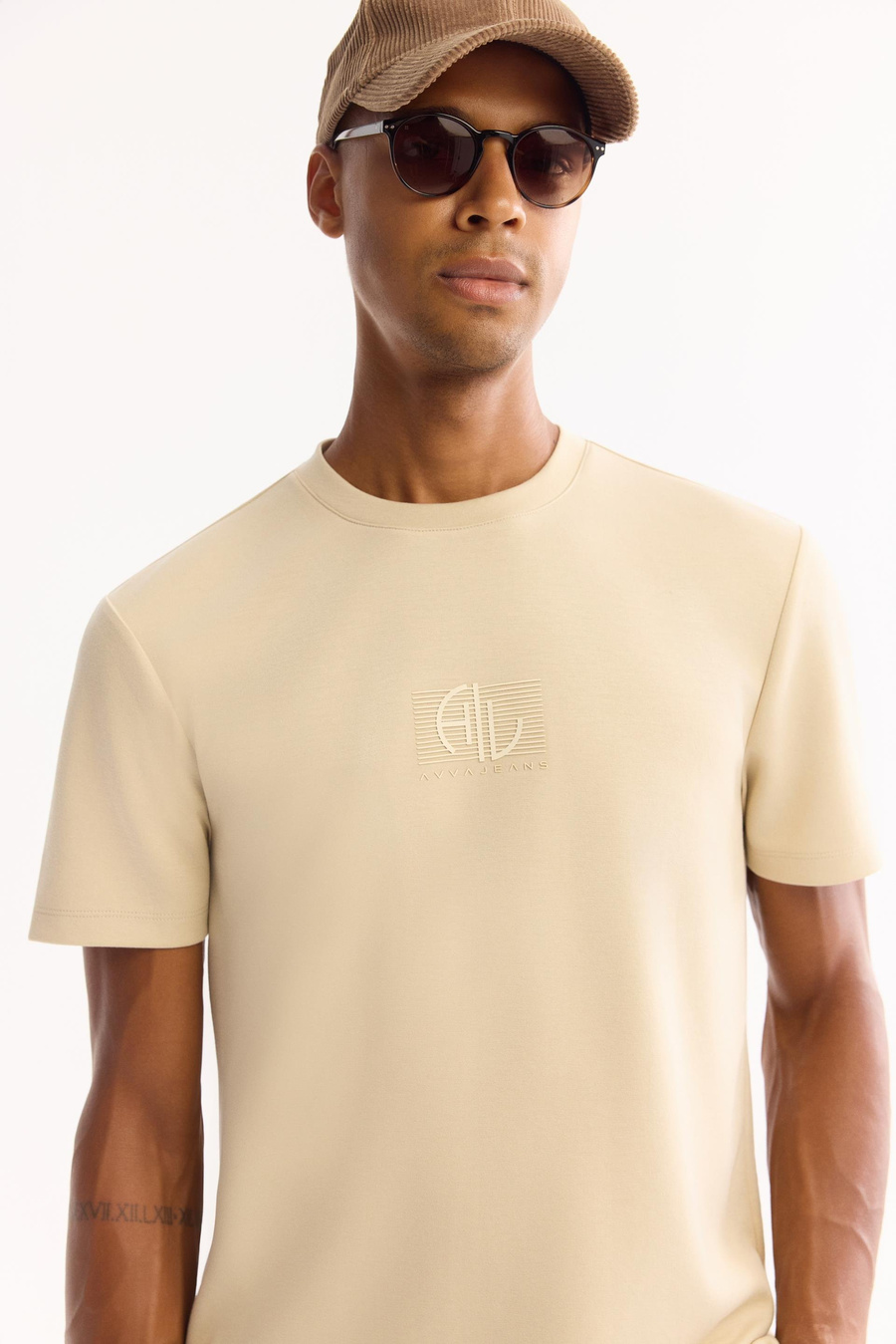 Bej Bisiklet Yaka Enjeksiyon Baskılı İnterlok T-Shirt