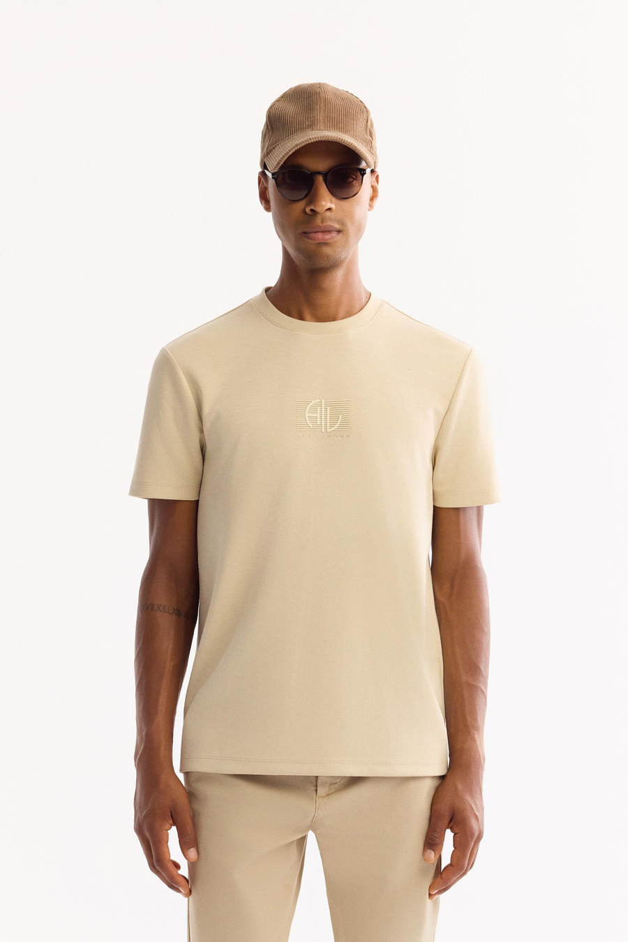 Bej Bisiklet Yaka Enjeksiyon Baskılı İnterlok T-Shirt