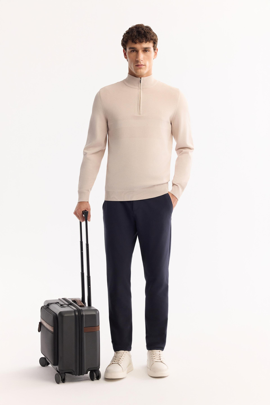 Bej Dik Yaka Fermuarlı Bekletme Detaylı Rayon Kazak