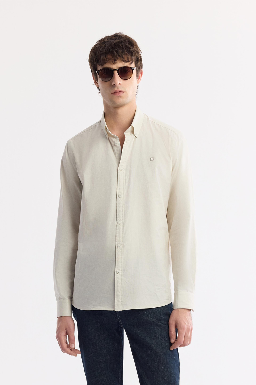 Bej Düğmeli Yaka %100 Pamuk Oxford Gömlek