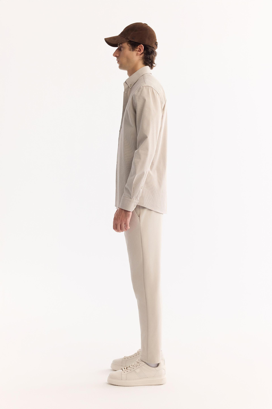 Bej Düğmeli Yaka Gofreli Çizgili Slim Fit Uzun Kol Gömlek