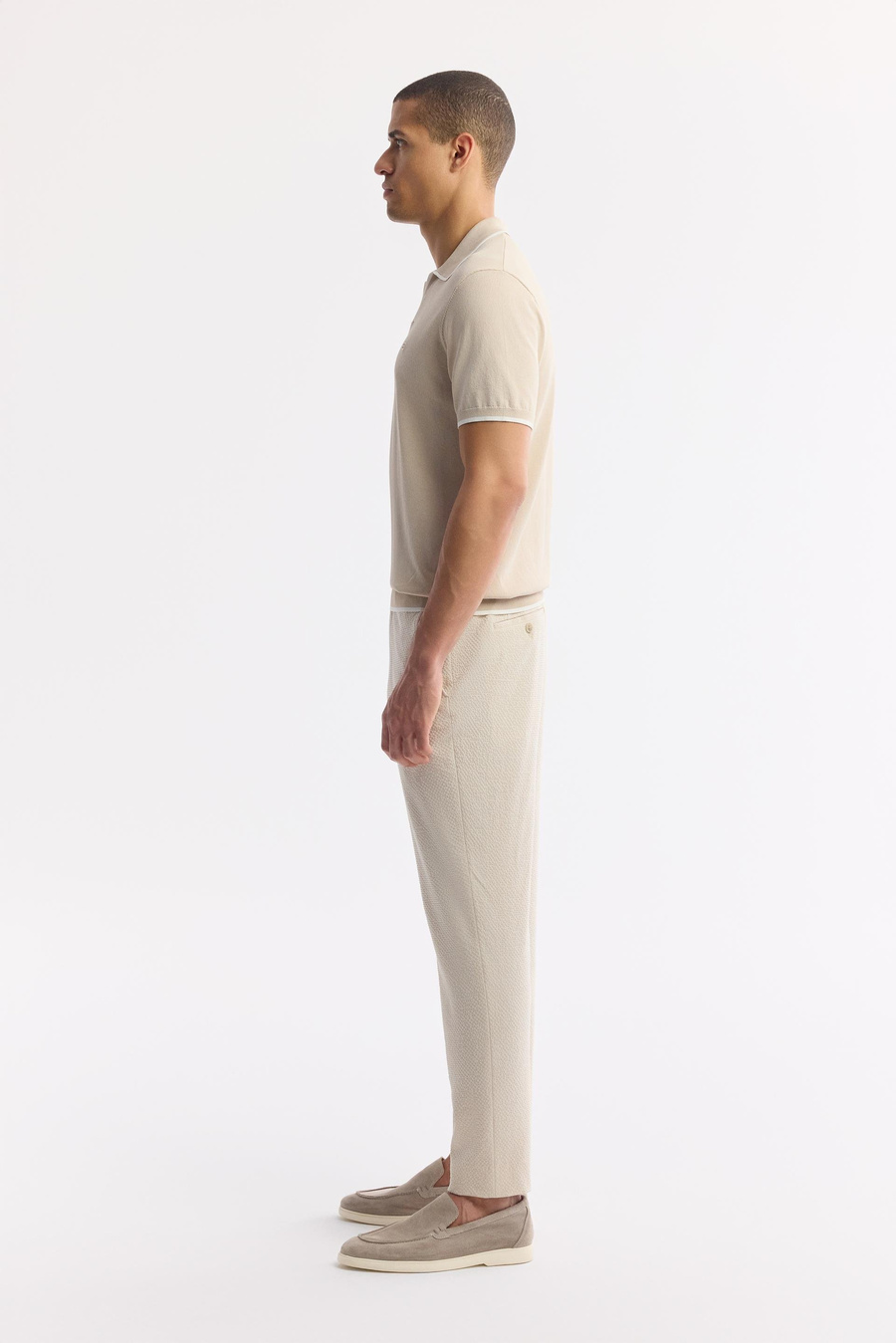 Bej Düğmesiz Polo Yaka Kol ve Yaka Çizgi Detaylı Rayon Triko T-shirt