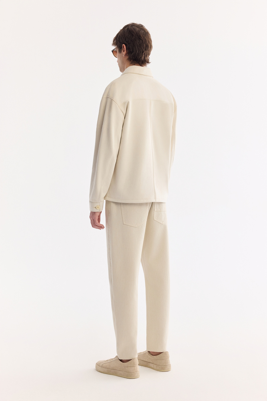 Bej Klasik Yaka Düğmeli Yandan Cepli Süet Mont