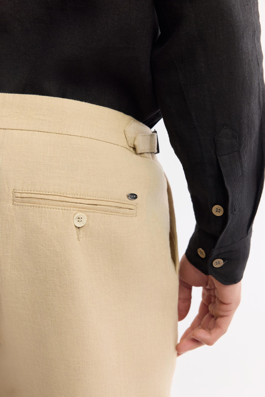 Bej Klasilk Bel Apolet Detaylı Gordion %100 Keten Carrot Fit Pantolon