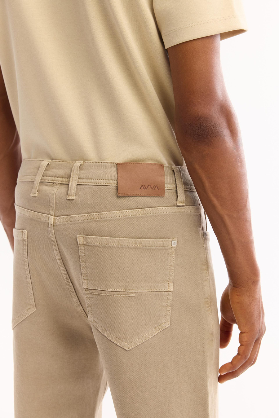 Bej Parça Boya Yıkamalı Jean Pantolon