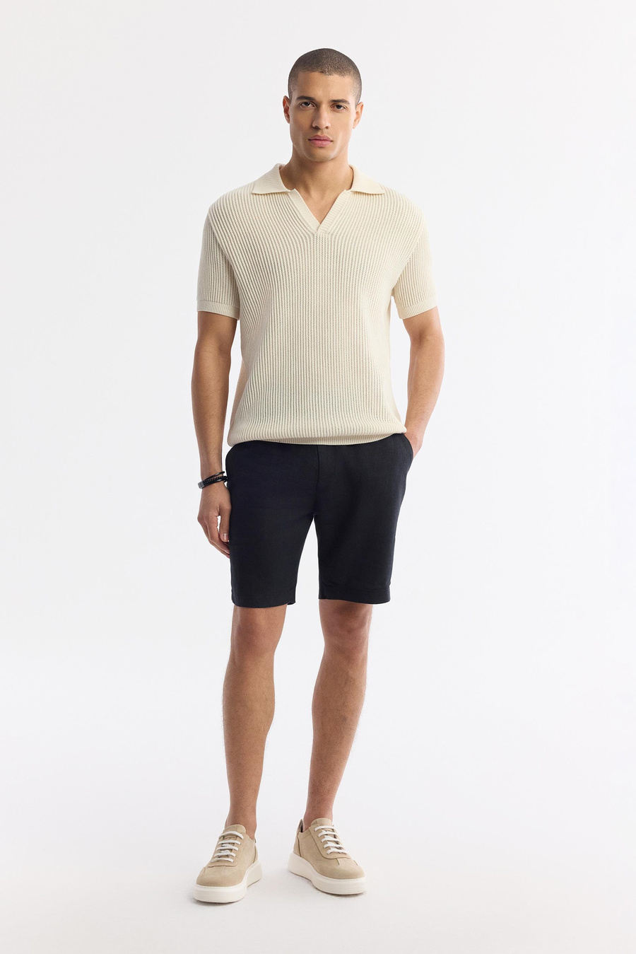 Bej Polo Yaka Düğmesiz Ajurlu Triko T-shirt