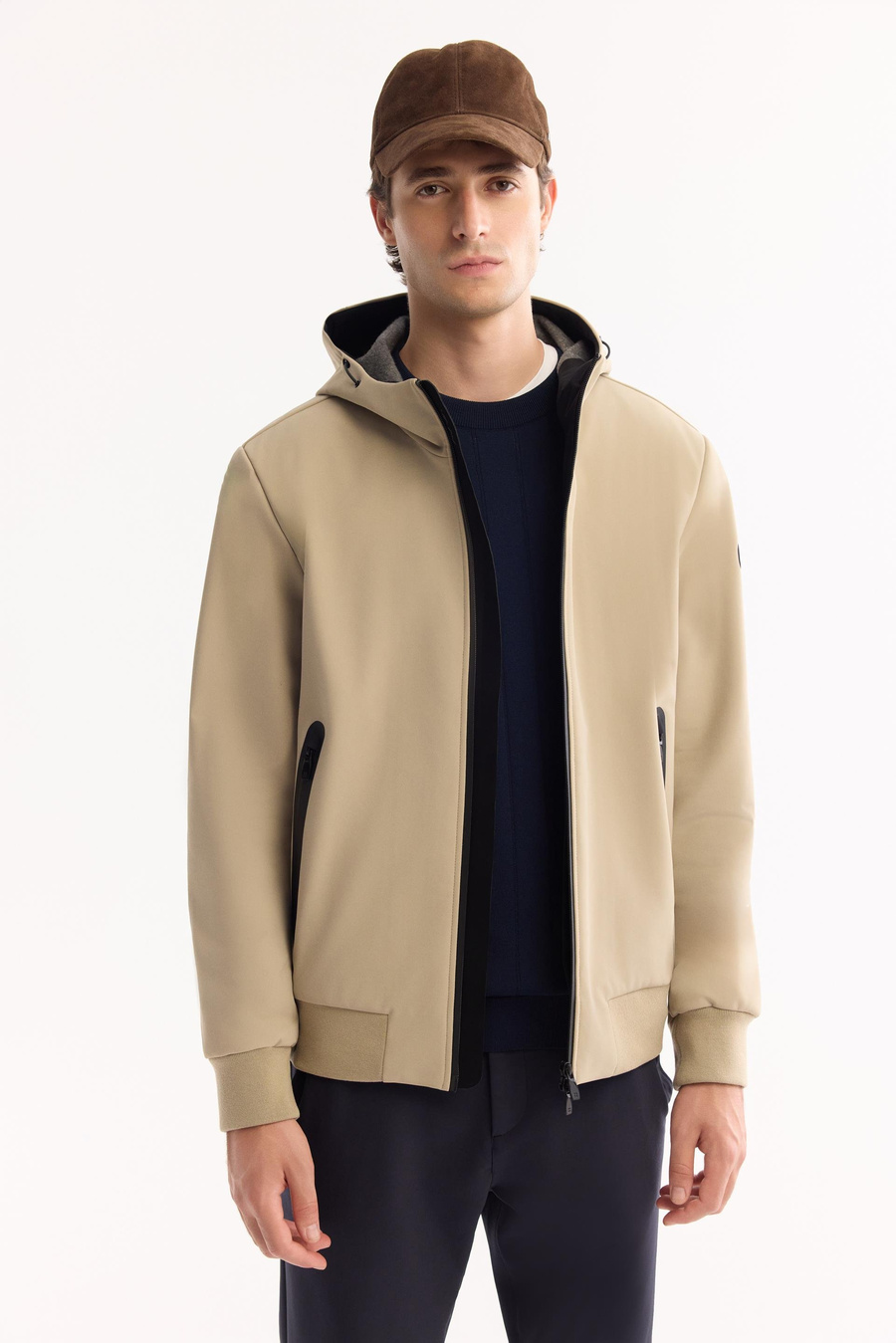 Bej Softshell Ribana Detaylı İnce Mont