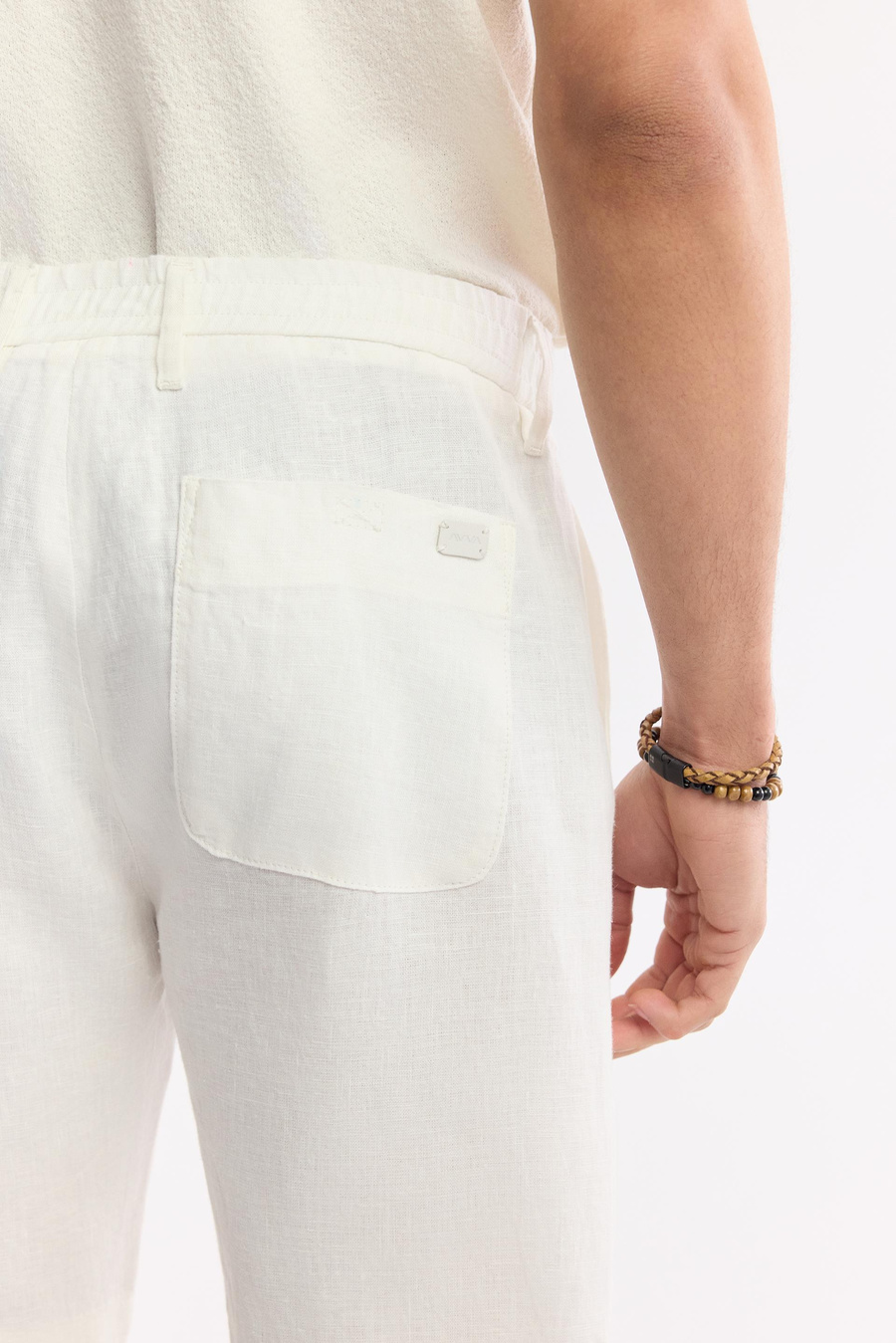 Beyaz Beli Lastikli %100 Keten Assos Relaxed Fit Şort