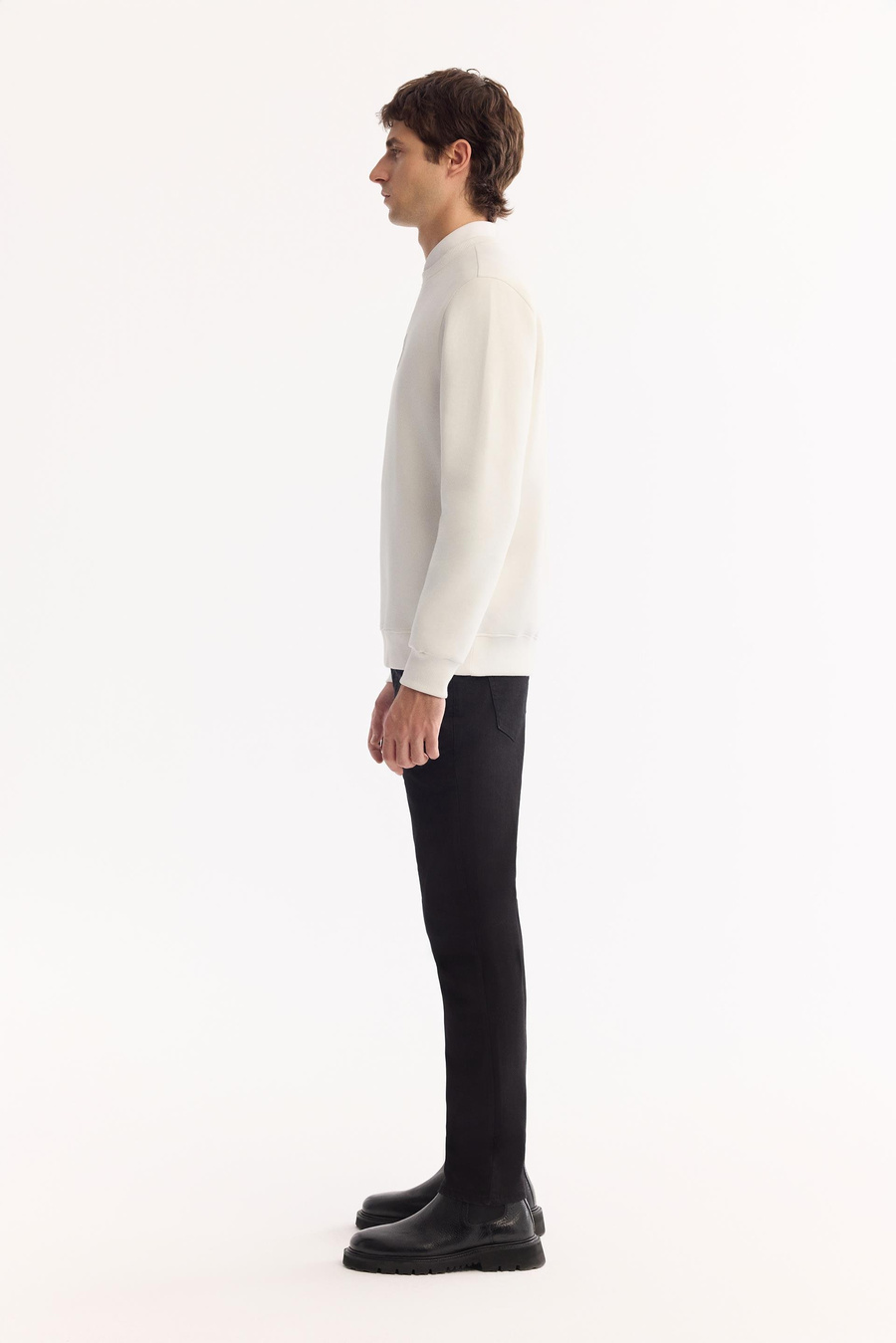 Beyaz Bisiklet Yaka Piramit Baskılı 3 İplik Şardonlu Sweatshirt