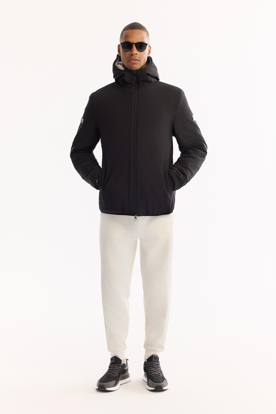 Beyaz Çift Taraflı Kapüşonlu Peluş Mont