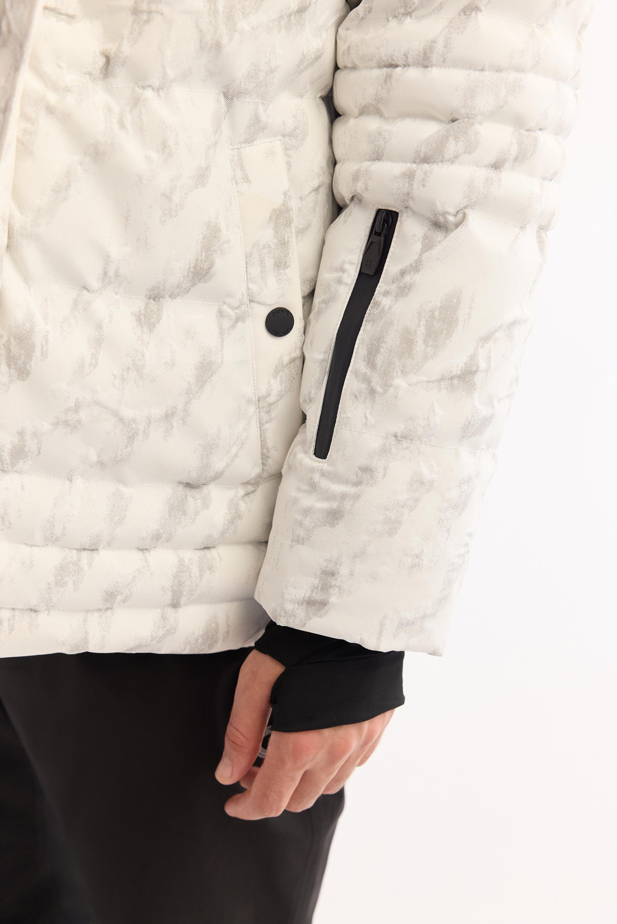 Beyaz Desenli Kapitone Elyaf Dolum Mont