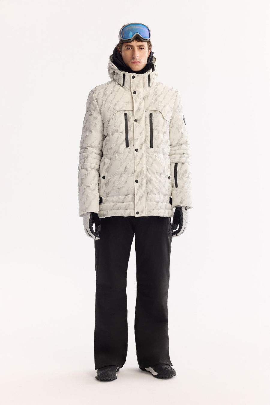 Beyaz Desenli Kapitone Elyaf Dolum Mont