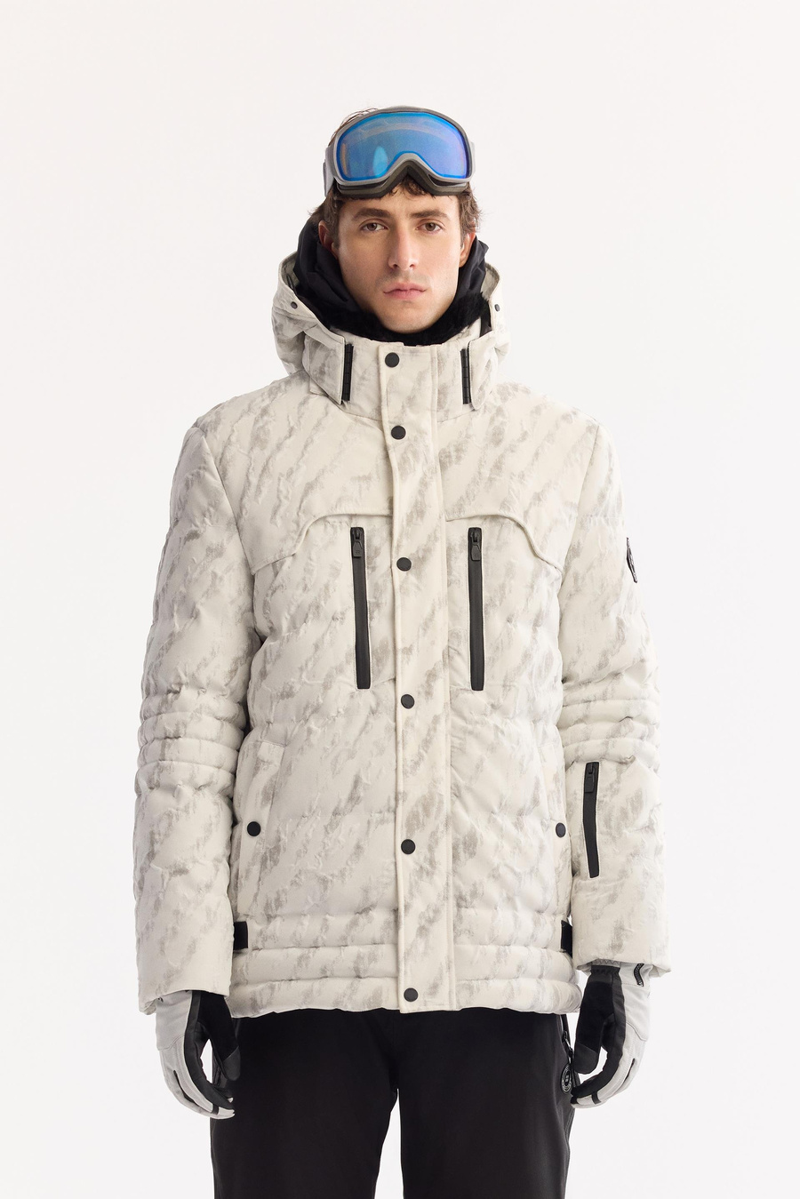 Beyaz Desenli Kapitone Elyaf Dolum Mont