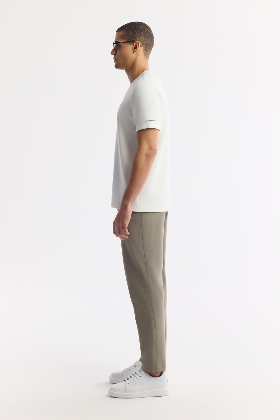 Beyaz Polo Yaka Jakarlı T-Shirt