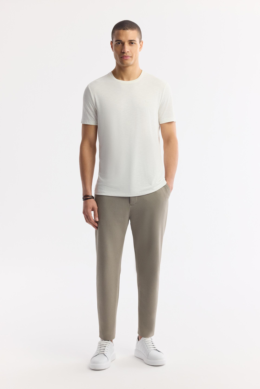 Beyaz Soft Touch Bisiklet Yaka T-Shirt