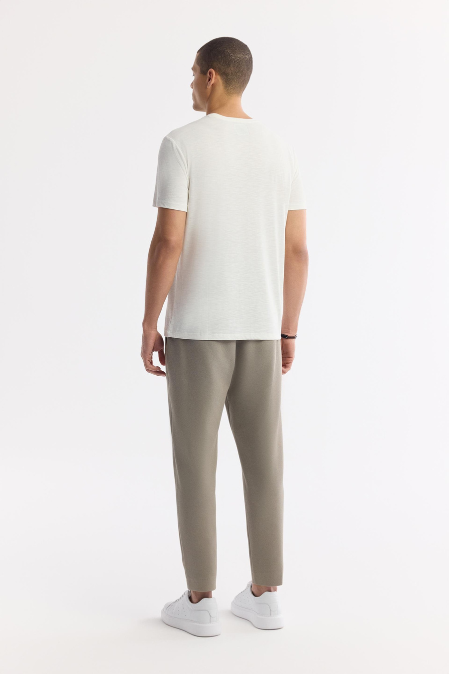 Beyaz Soft Touch Bisiklet Yaka T-Shirt