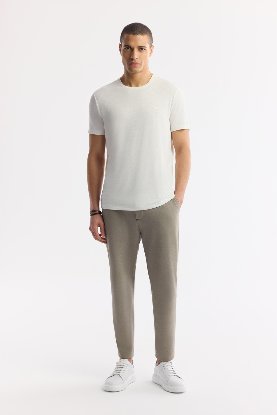 Beyaz Soft Touch Bisiklet Yaka T-Shirt