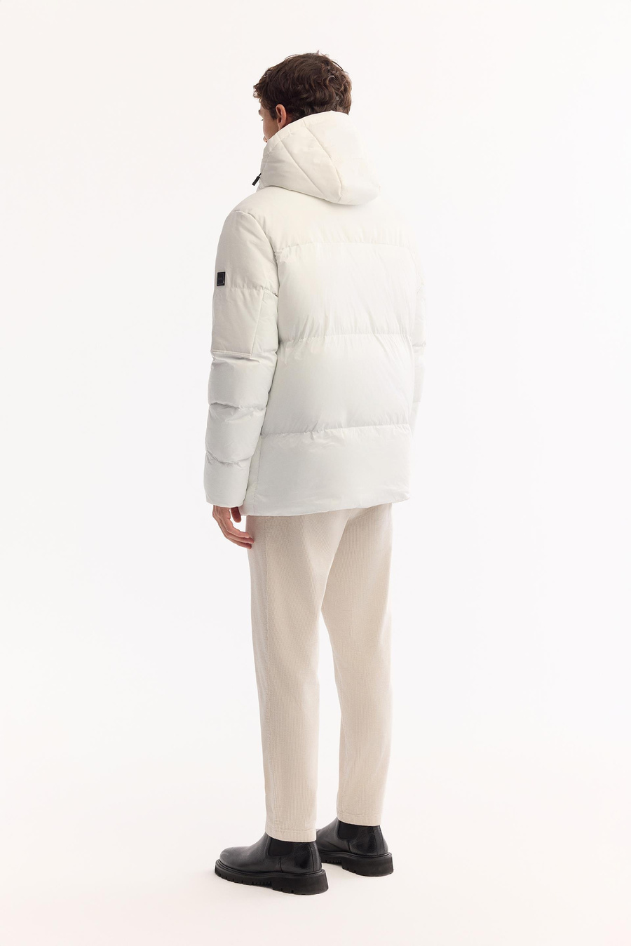 Beyaz Takma Çıkma Kapüşonlu Elyaf  Mont