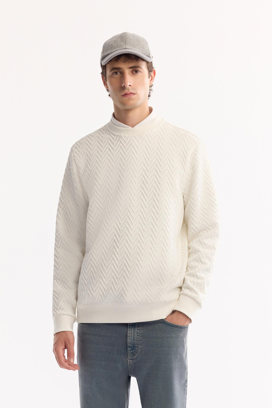 Ekru Bisiklet Yaka Çizgili Jakarlı Sweatshirt